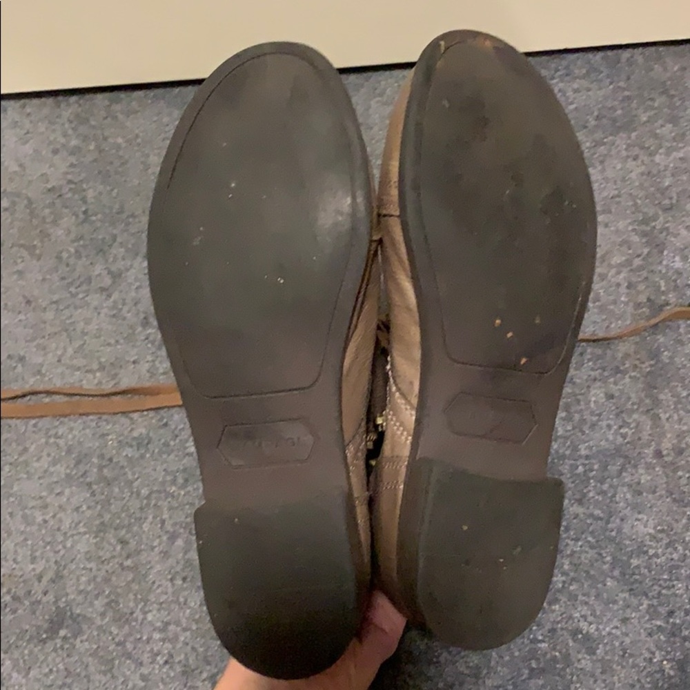 Boots - Picture 3 of 4